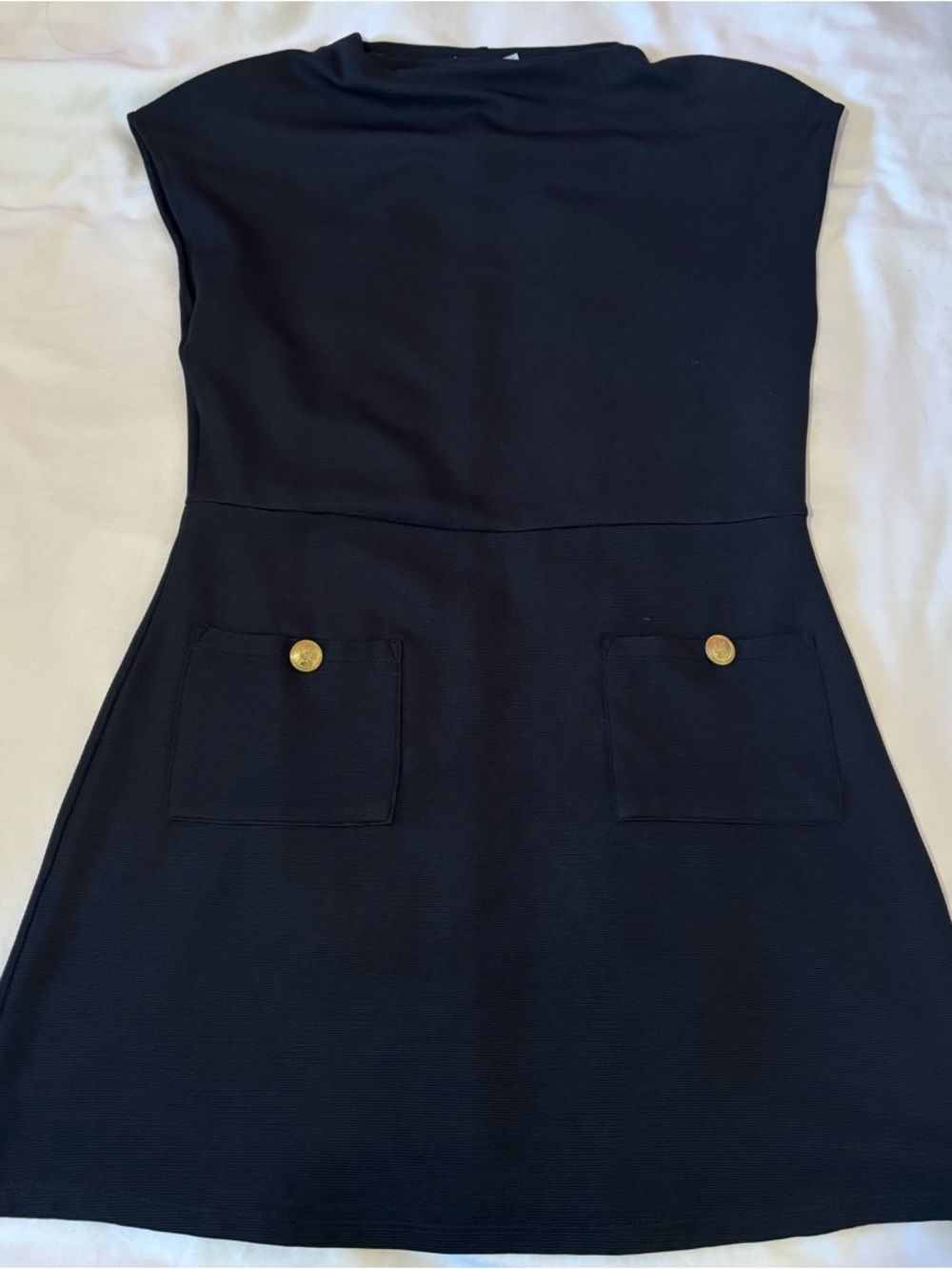 Classic Black Pocket-Front Women's Dress